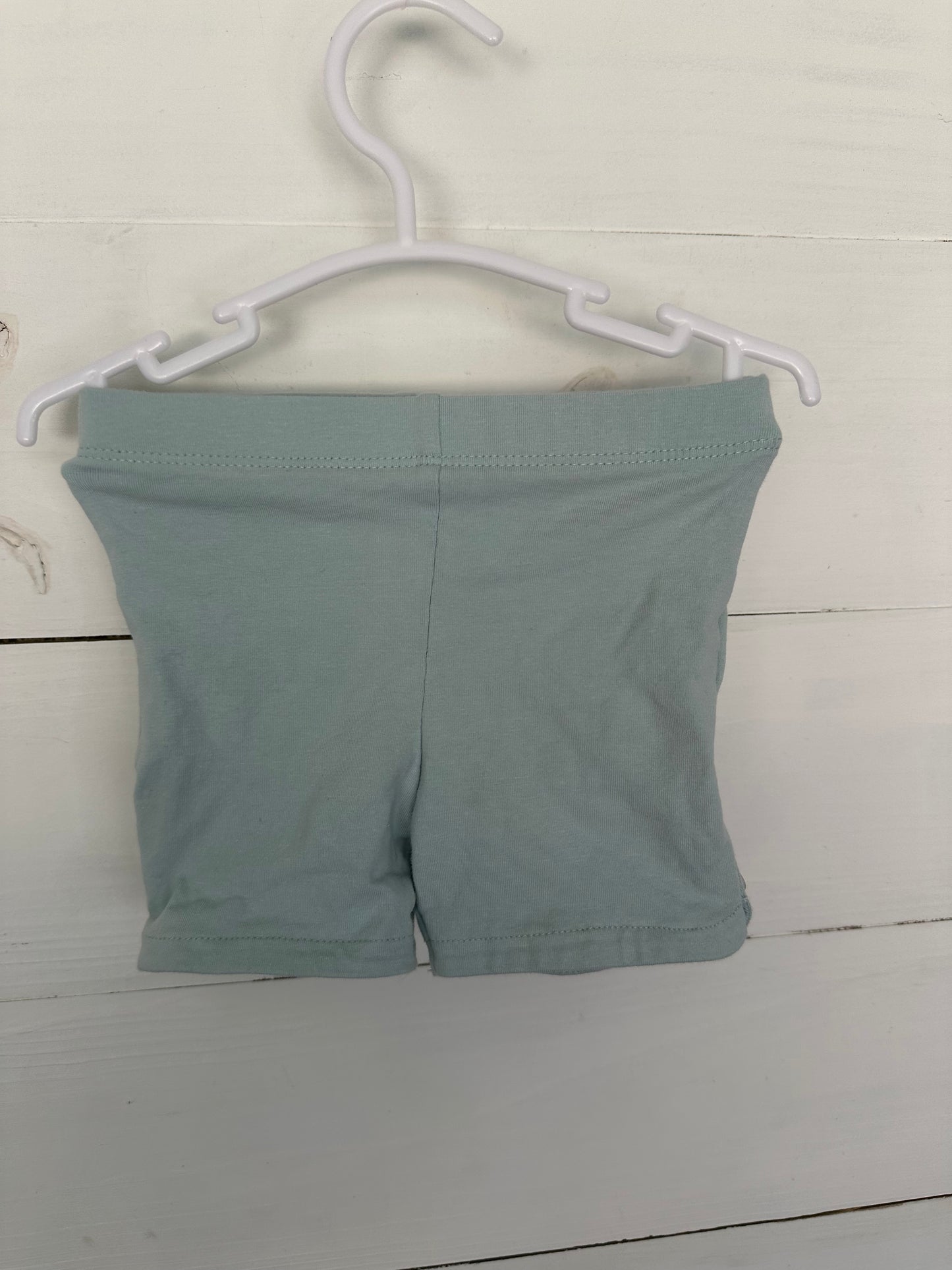 18M - Seafoam Green Tie Die Shirt with Eyelet Detail and matching shorts - NWT Tommy Bahama