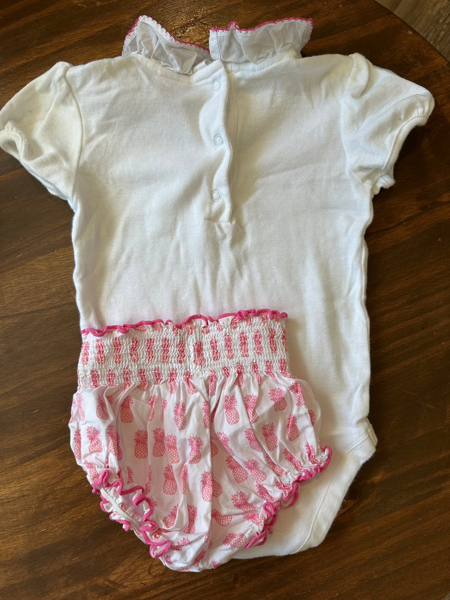 Janie & Jack Pink and White Pineapple Set