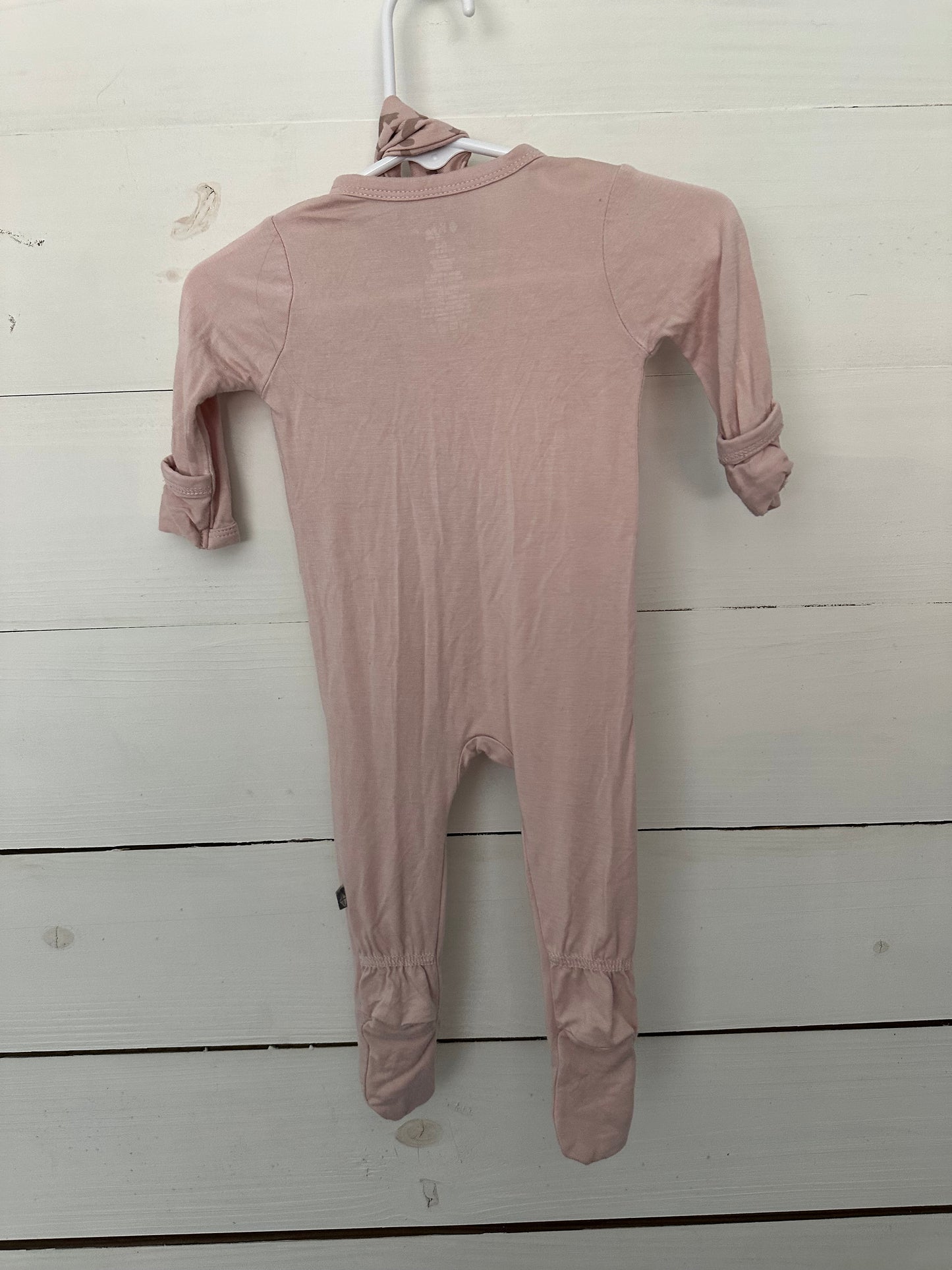 Ktye Dusty Pink Jammies with matching bow