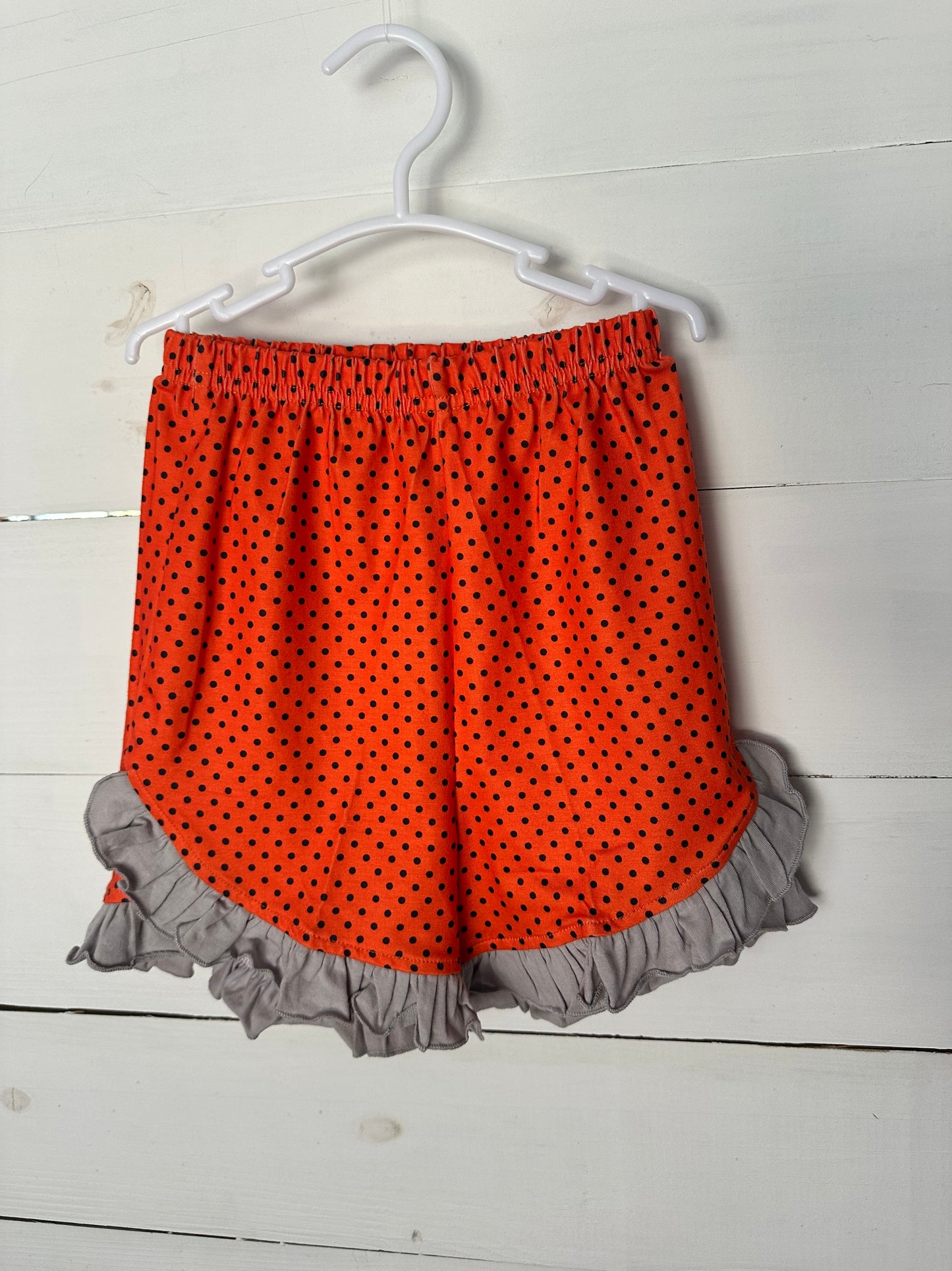 5-6T - MK Clothing Designs  Minie Mouse Bat Shirt and Matching Short Set