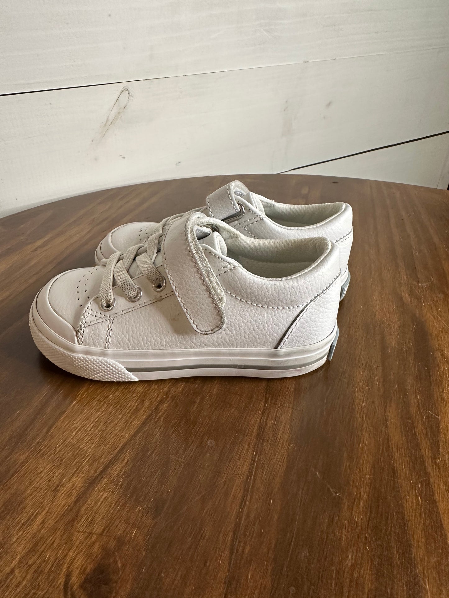 6- Footmates - White Sneakers
