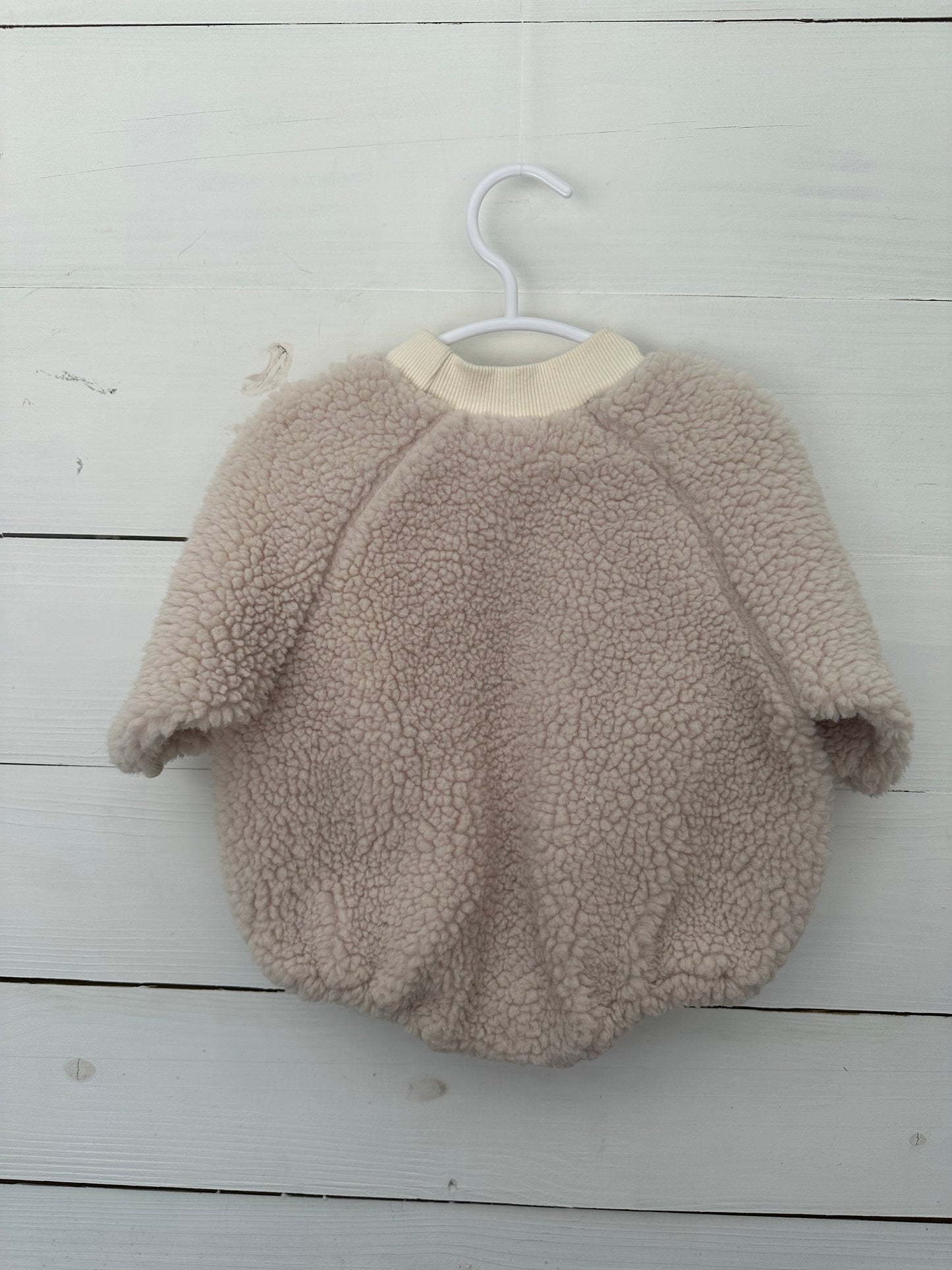 6M - Anggo Baby - Sherpa Onesie