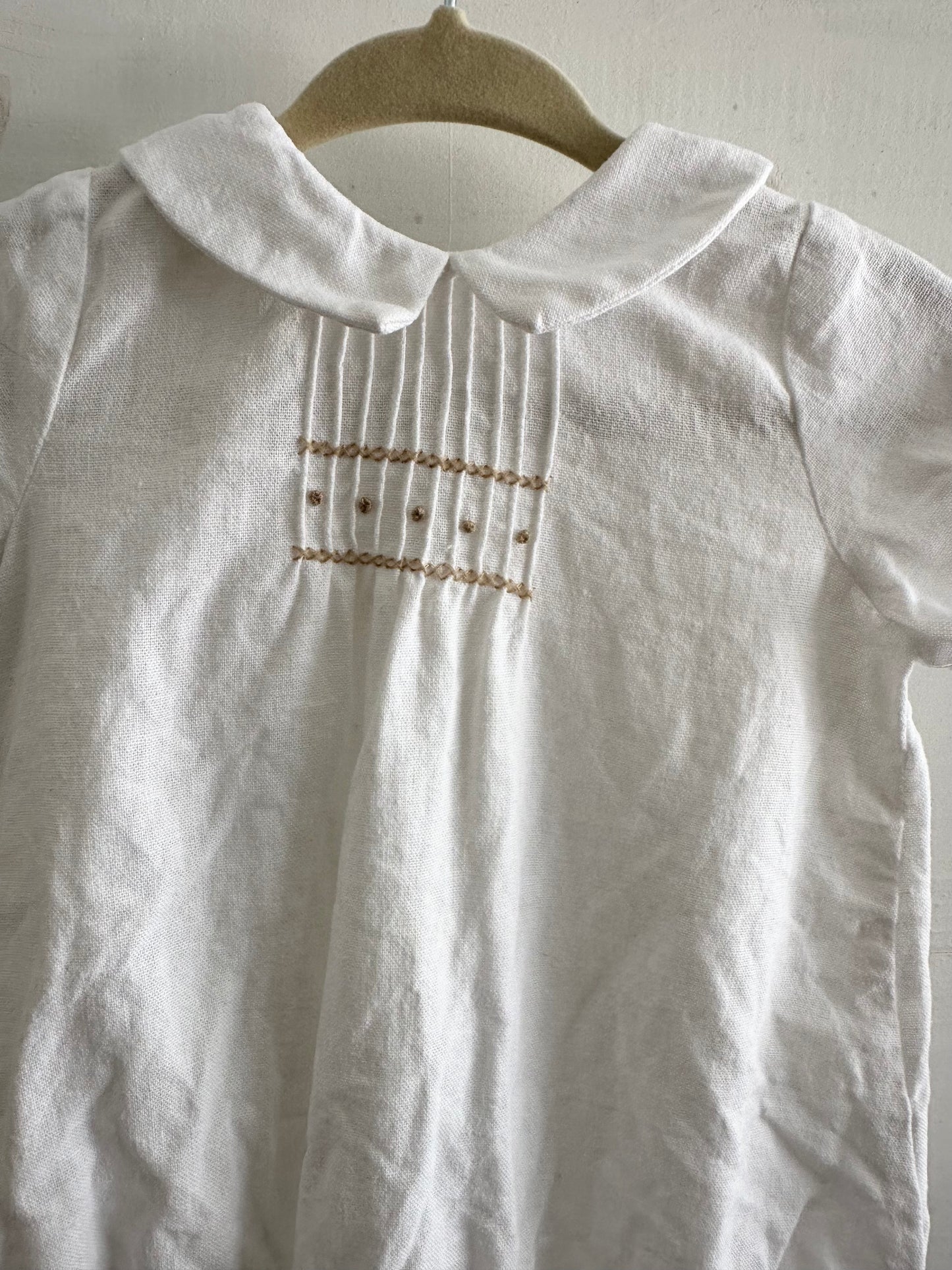 Edgehill Collection Linen Bubble with Tan Embroidery