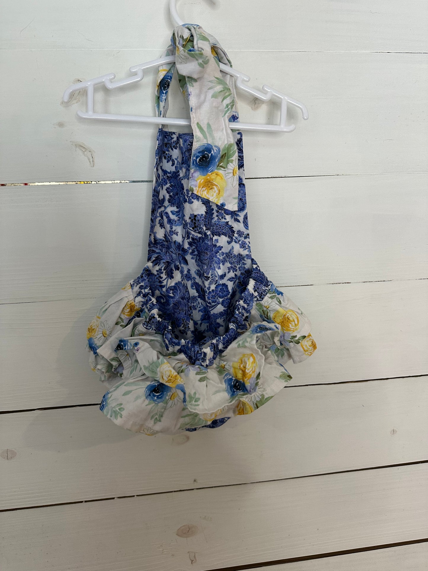 Tyler Lane - 3/6 M Blue Floral Sunsuit