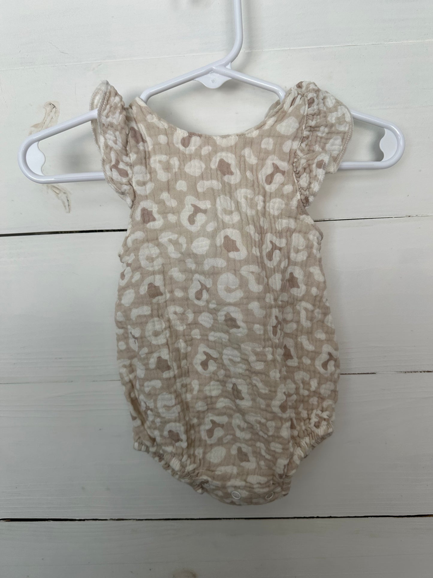 NB- Starting Out Muslin Light Tan Leopard Print Bubble