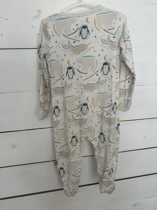 6-9M - Magnetic Me Whales & Penguin Jammies