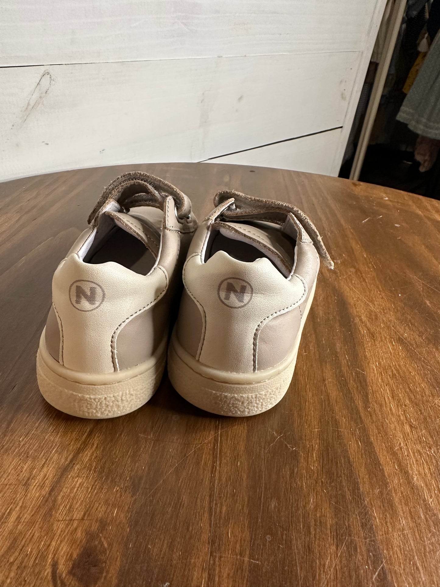 8 - Naturino Sneakers - Leather Taupe
