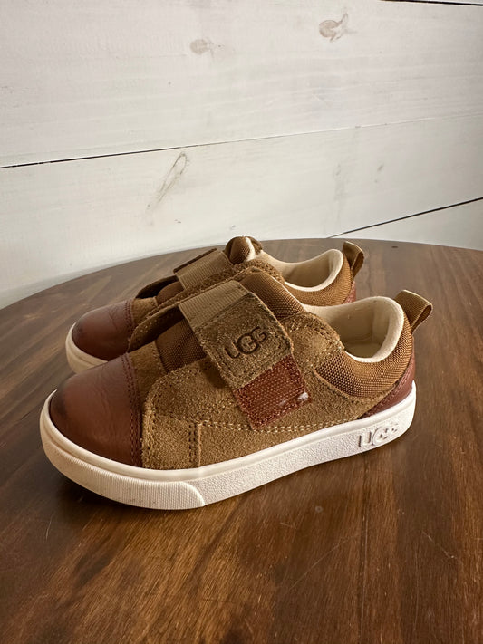 9 - Ugg Brown Casual Sneakers