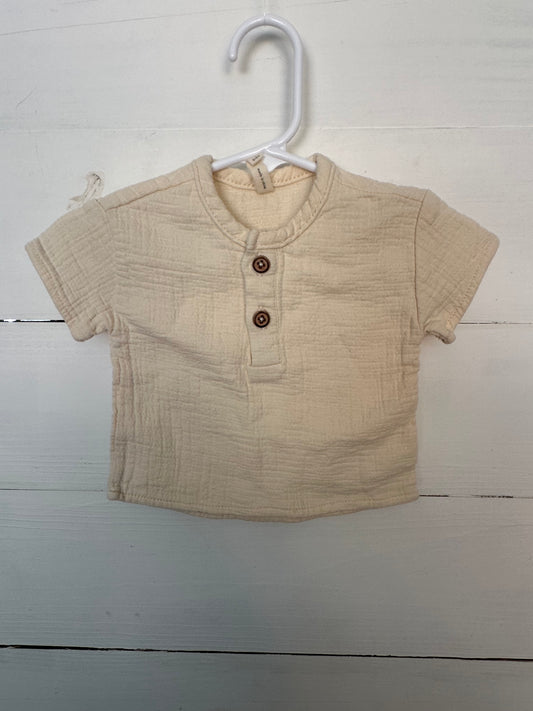 0-3 M Quincy Mae Gauze Shirt with buttons