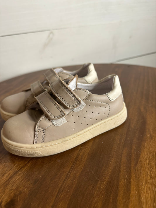 8 - Naturino Sneakers - Leather Taupe