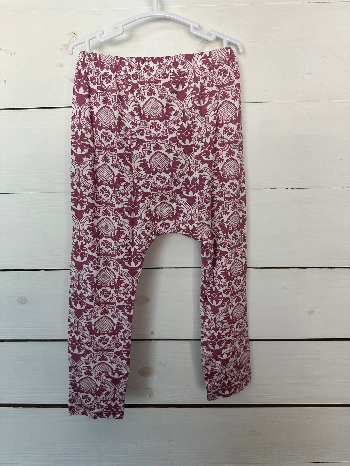 3T - NWT Kate Quinn Pants
