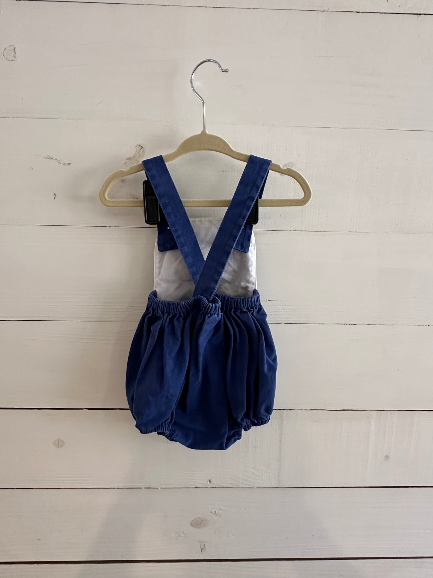 Little English Blue Anchor Bubble