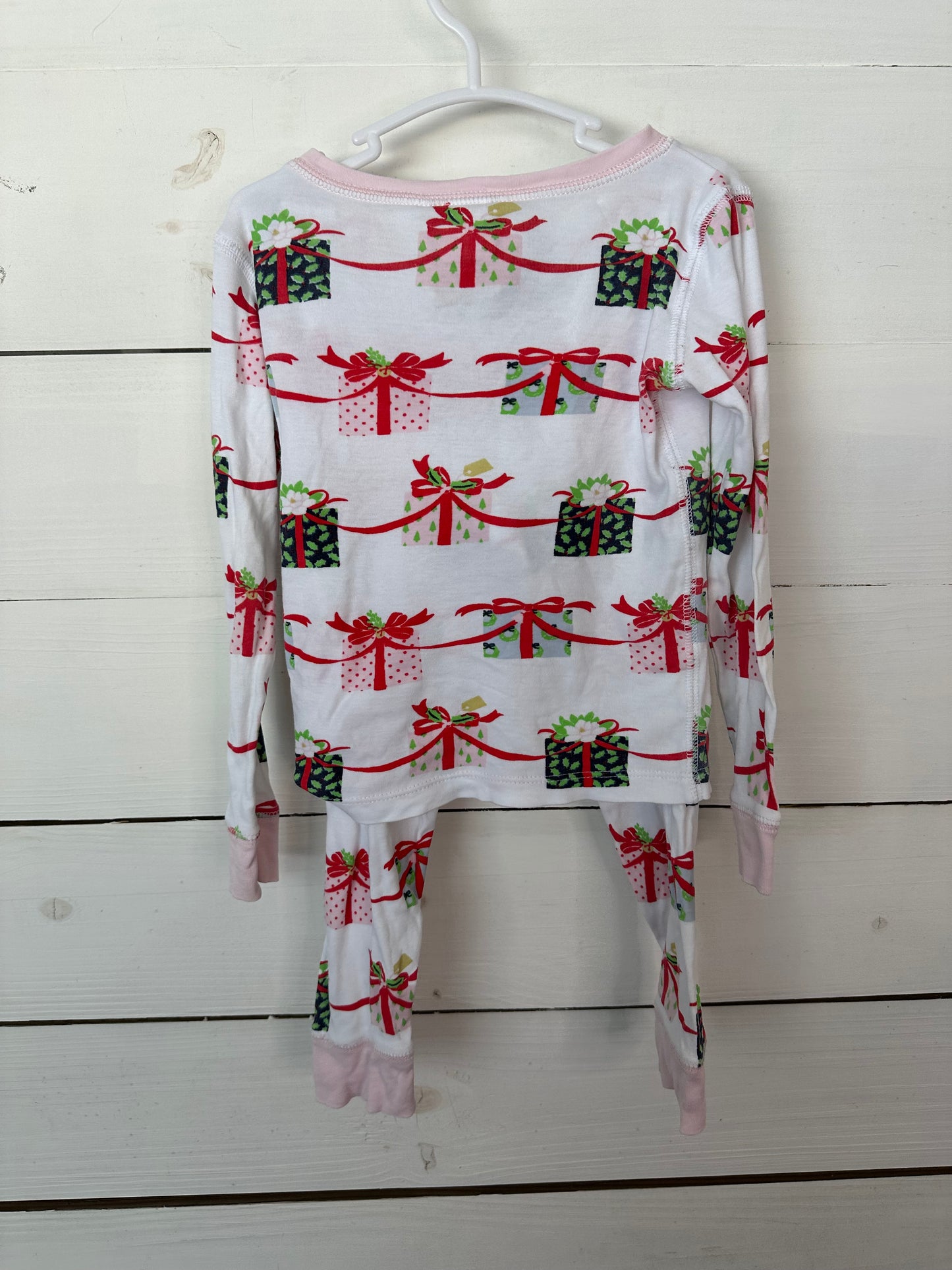 3T - TBBC Christmas Jammies with Presents and Magnoilas - Pink Trim