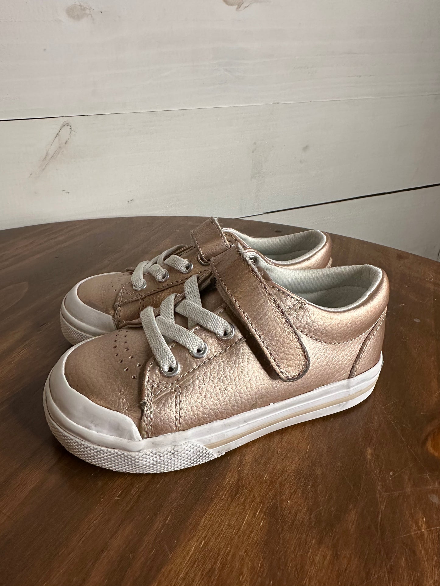 6 - Footmates - Gold Sneakers