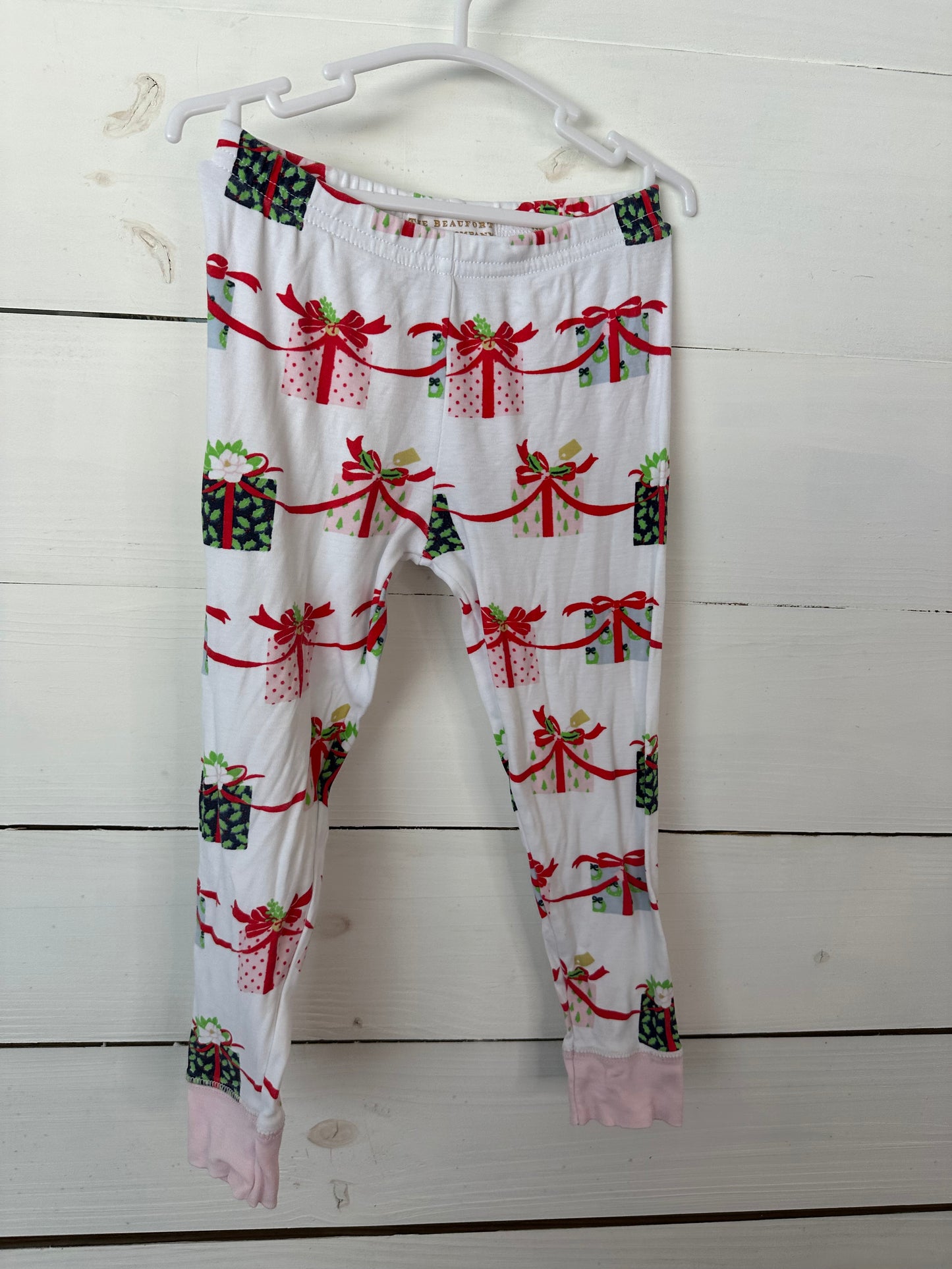 3T - TBBC Christmas Jammies with Presents and Magnoilas - Pink Trim