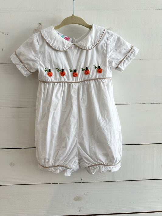 Little Louanne Romper with pumpkins