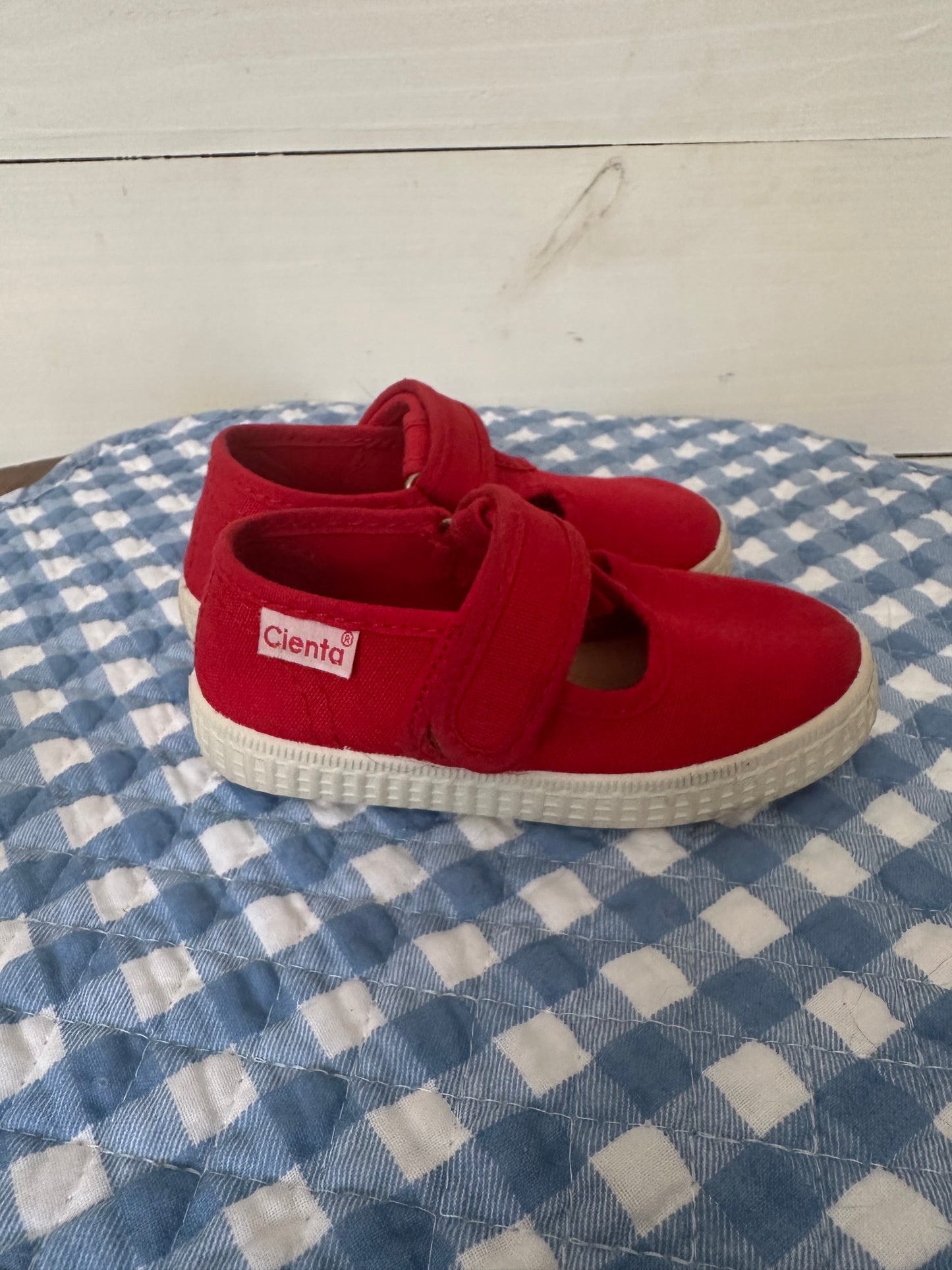 Cienta Red Velcro T Strap